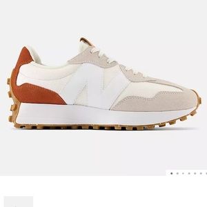 NEW BALANCE 327 Sneakers- Women’s 9.5